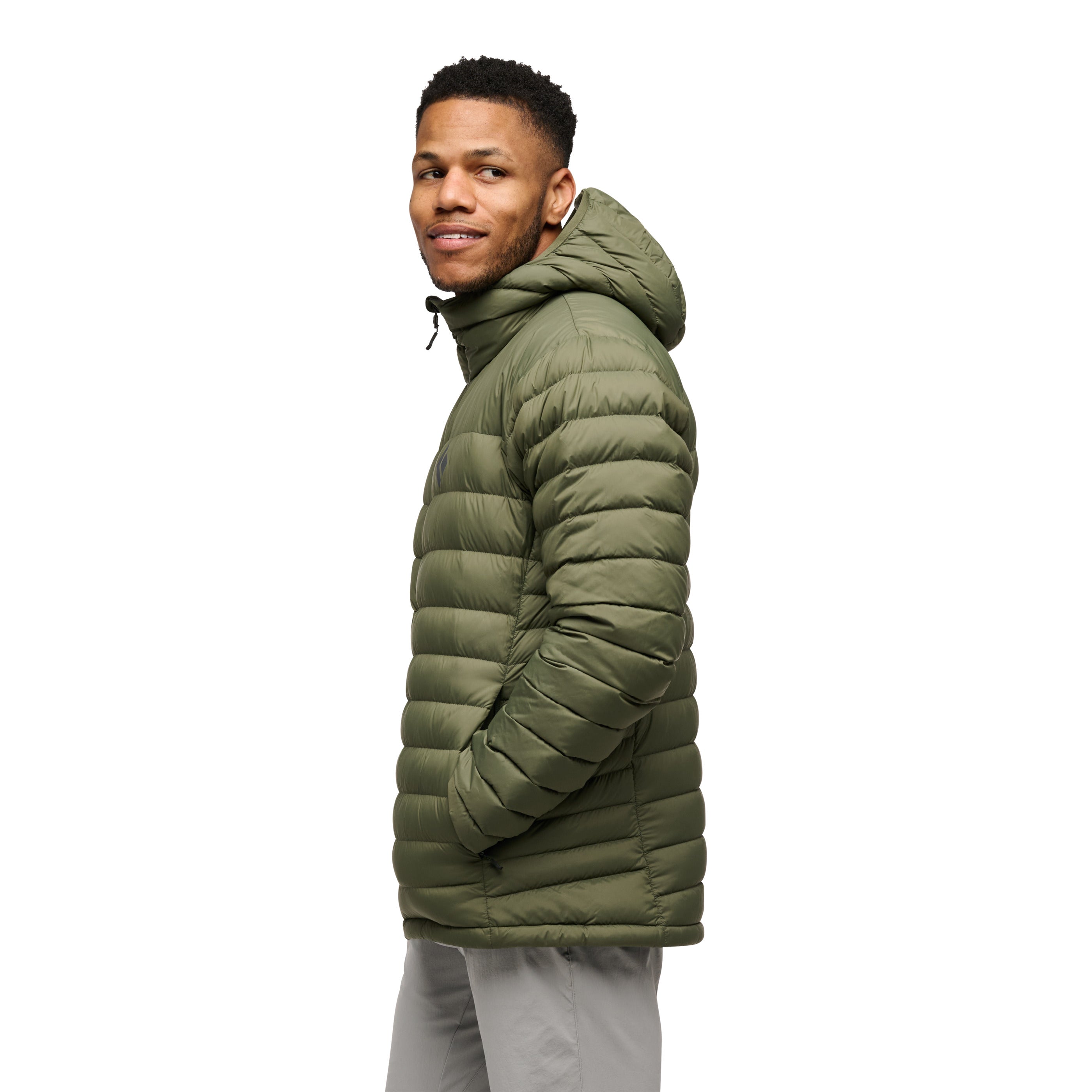 Tundra ~ Model Height 5' 11" | Chest 40" | Waist 33" | Size Medium/32