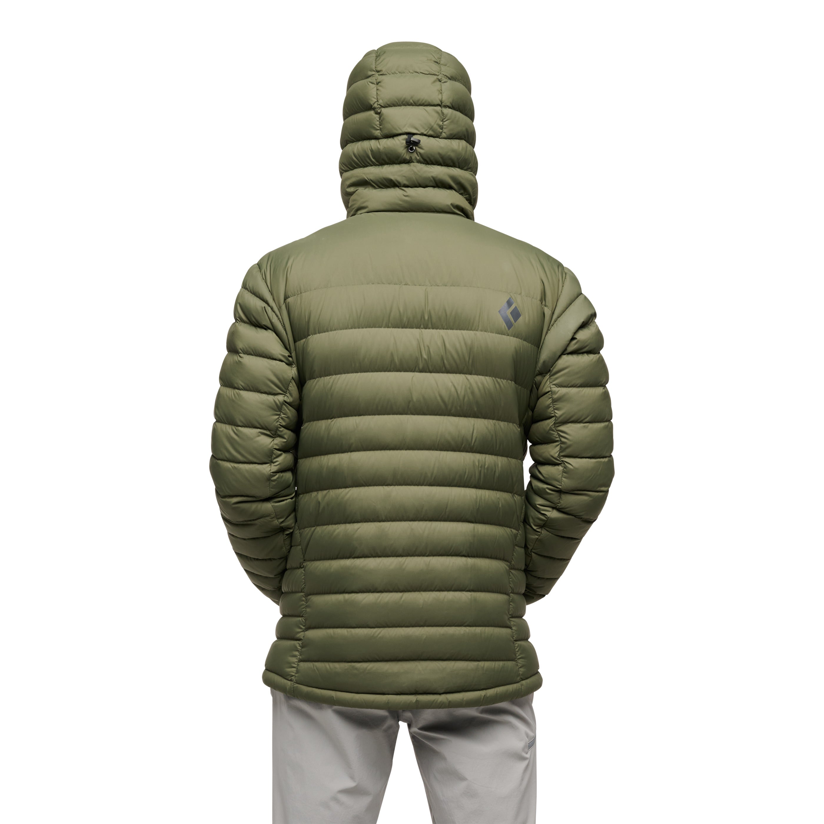Tundra ~ Model Height 5' 11" | Chest 40" | Waist 33" | Size Medium/32