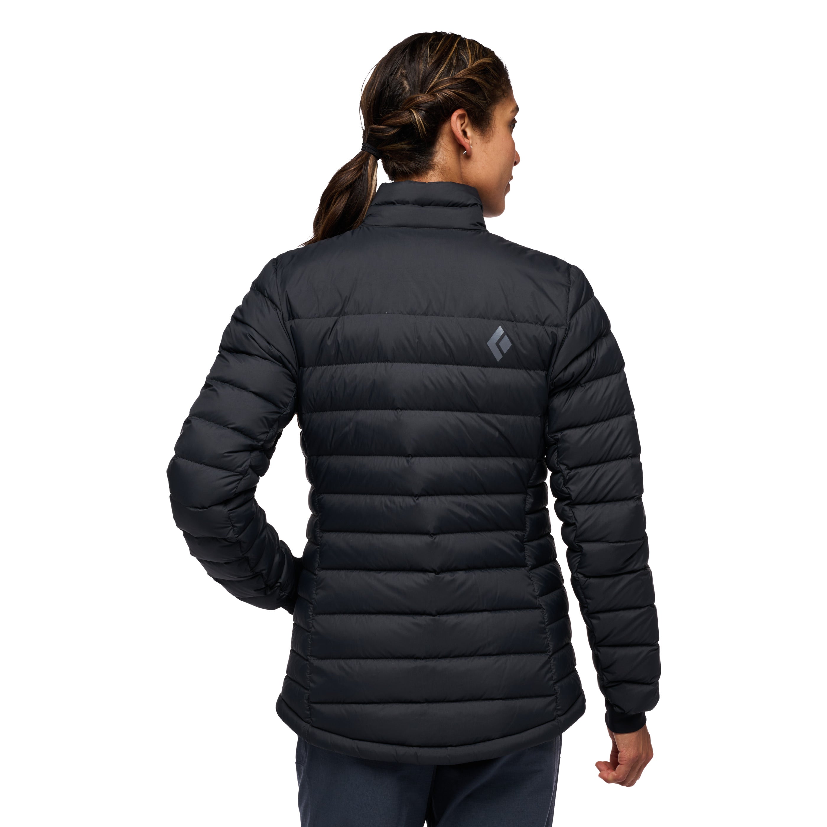 Black ~ Model Height 5' 6" | Chest 34" | Waist 28" | Size Small/6