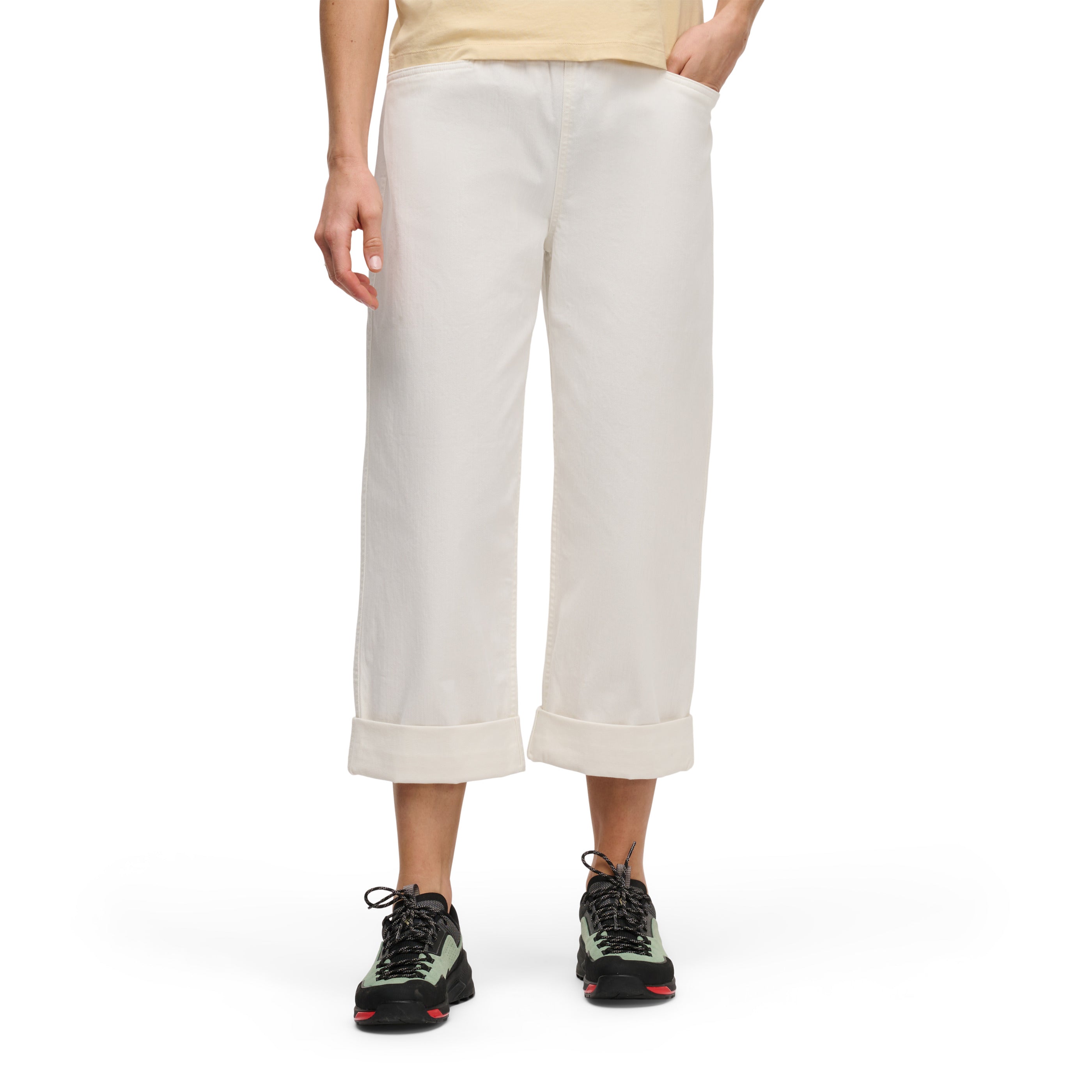 Off White ~ Model Height 5' 10" | Waist 27" | Size Small/6