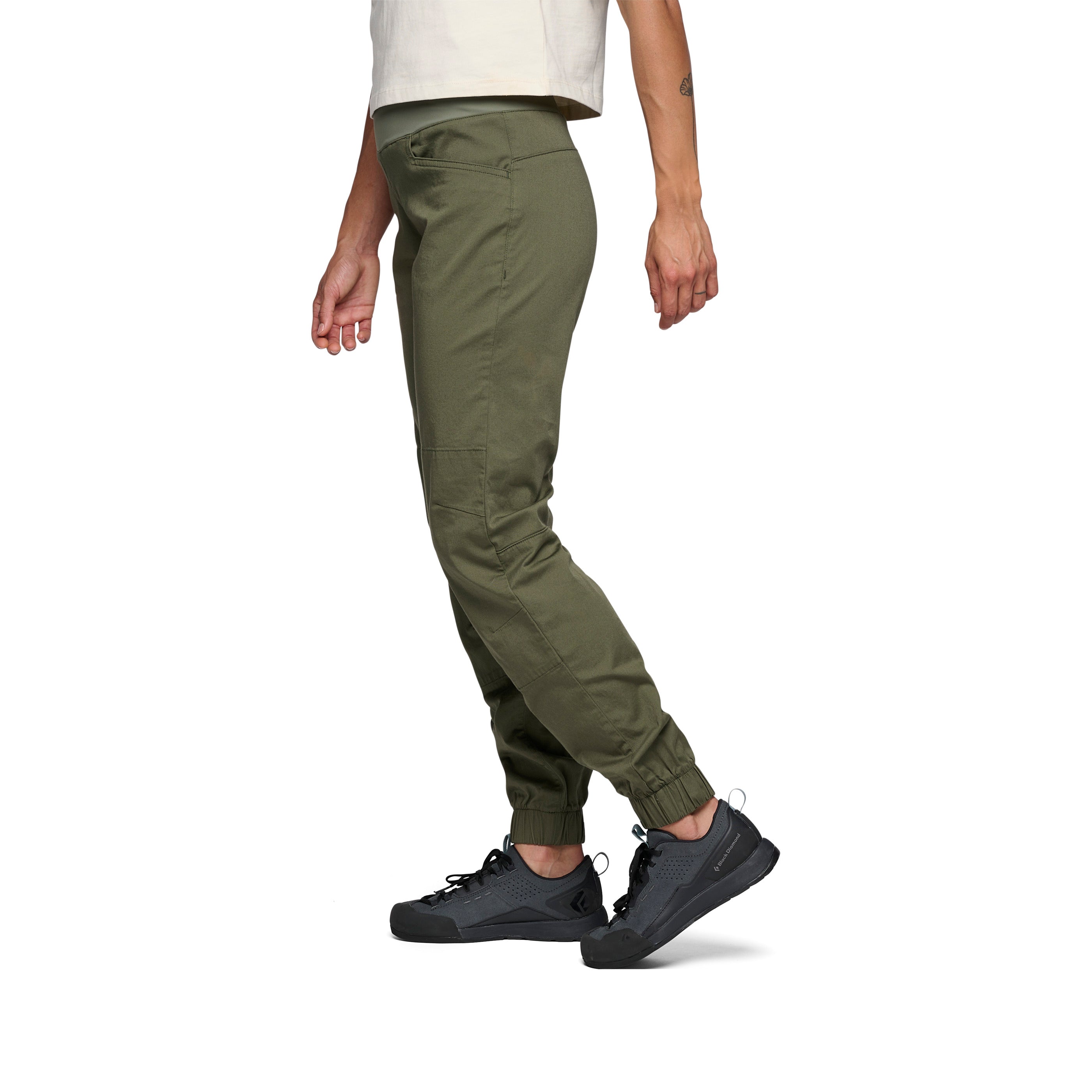 Tundra ~ Model Height 5' 6" | Waist 28" | Size Small/6