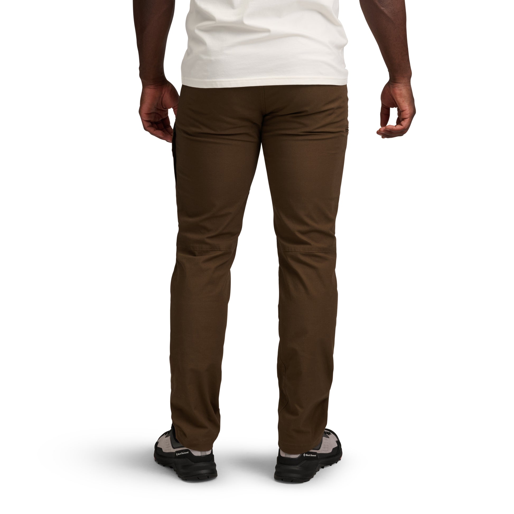 Basalt ~ Model Height 6' 0" | Waist 32" | Size Medium/32