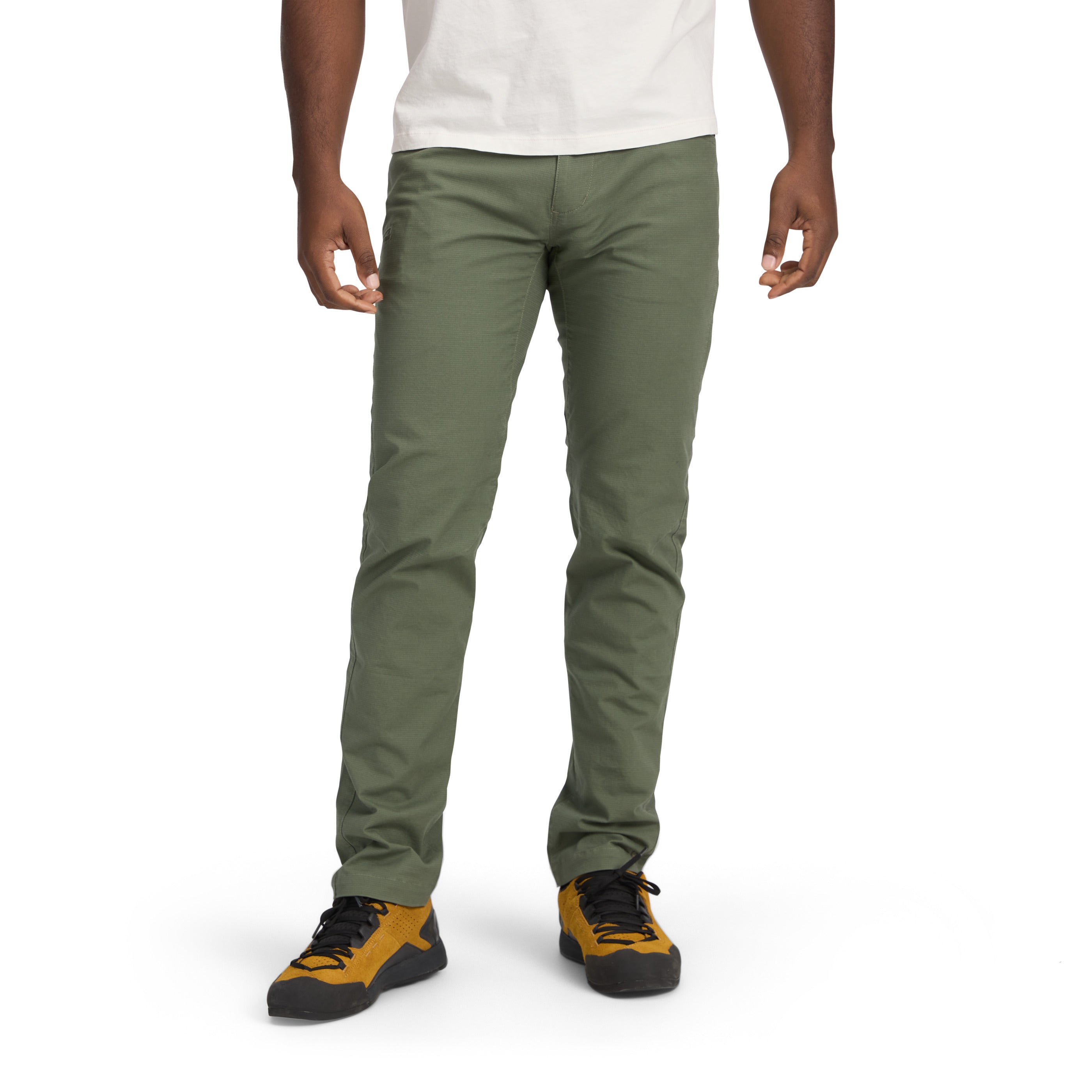Tundra ~ Model Height 6' 0" | Waist 32" | Size Medium/32