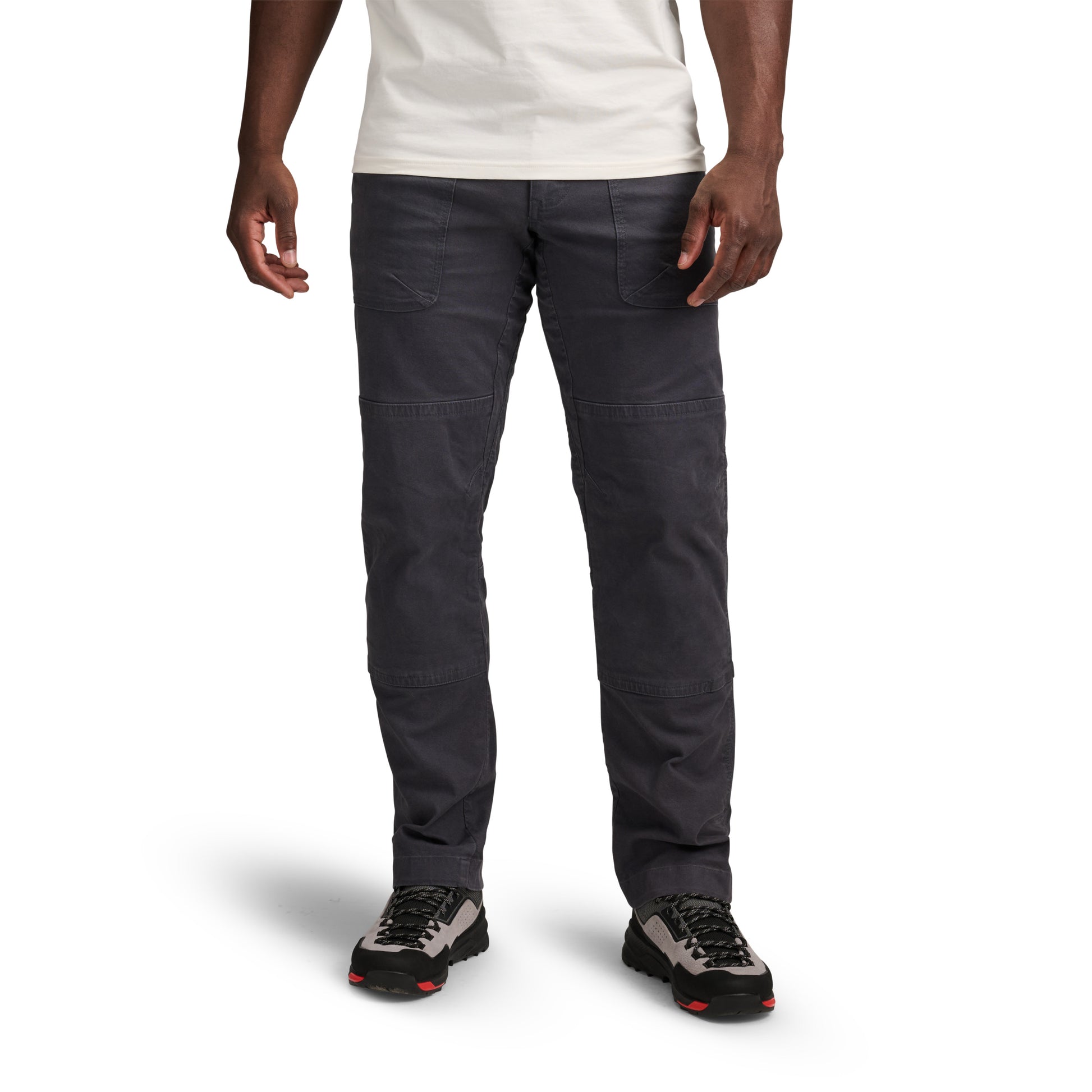 Carbon ~ Model Height 6' 0" | Waist 32" | Size Medium/32