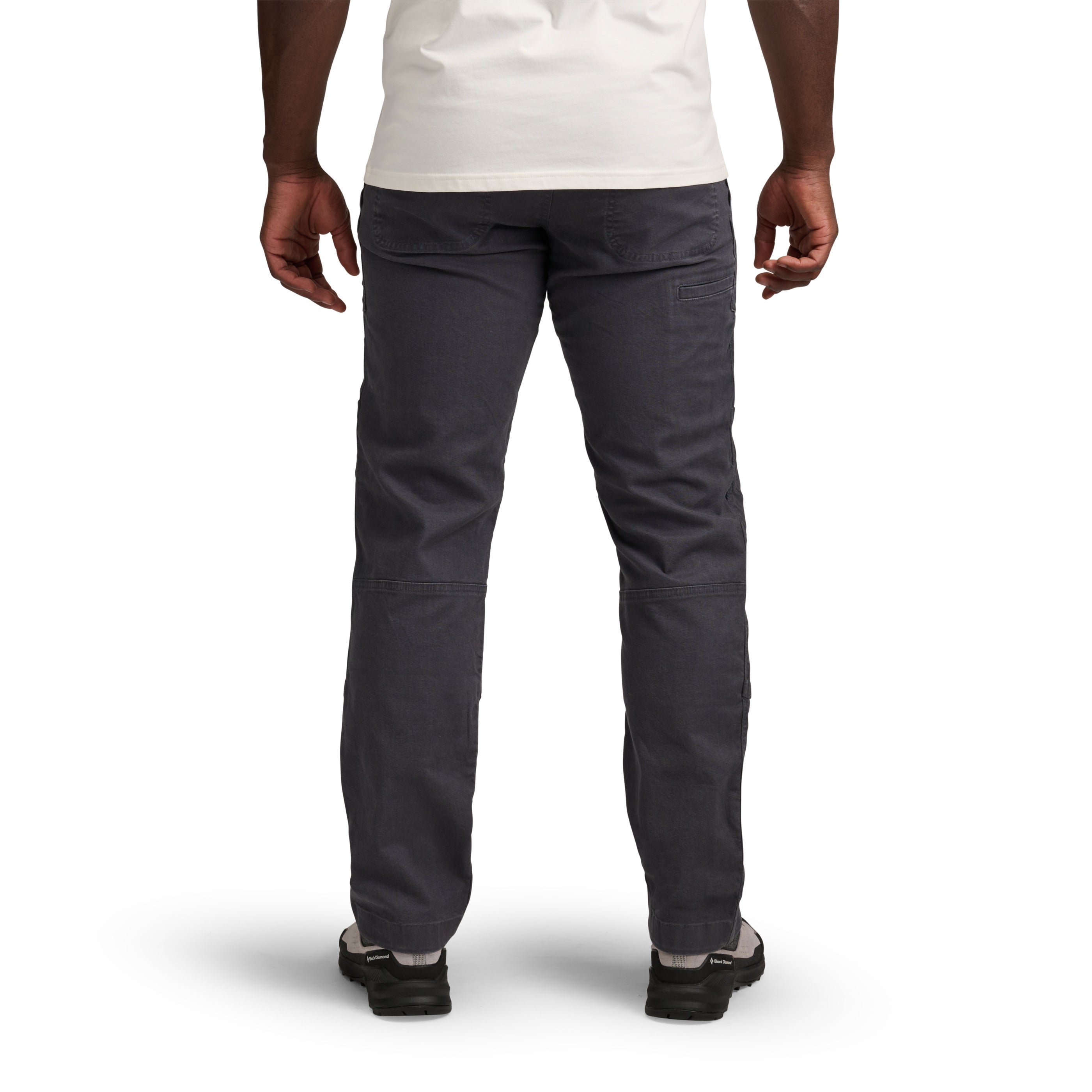 Carbon ~ Model Height 6' 0" | Waist 32" | Size Medium/32