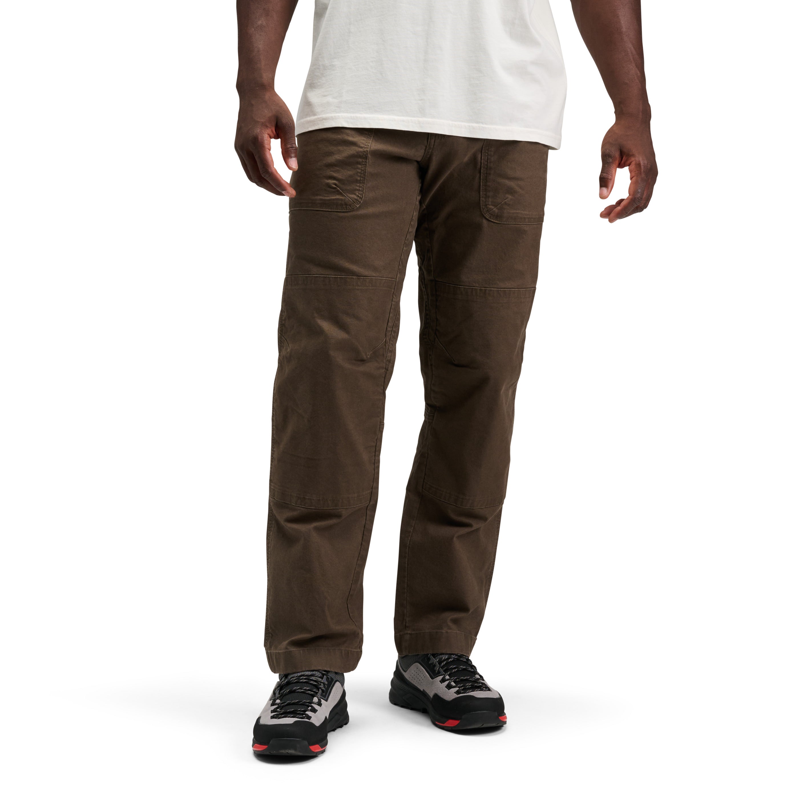 Basalt ~ Model Height 6' 0" | Waist 32" | Size Medium/32