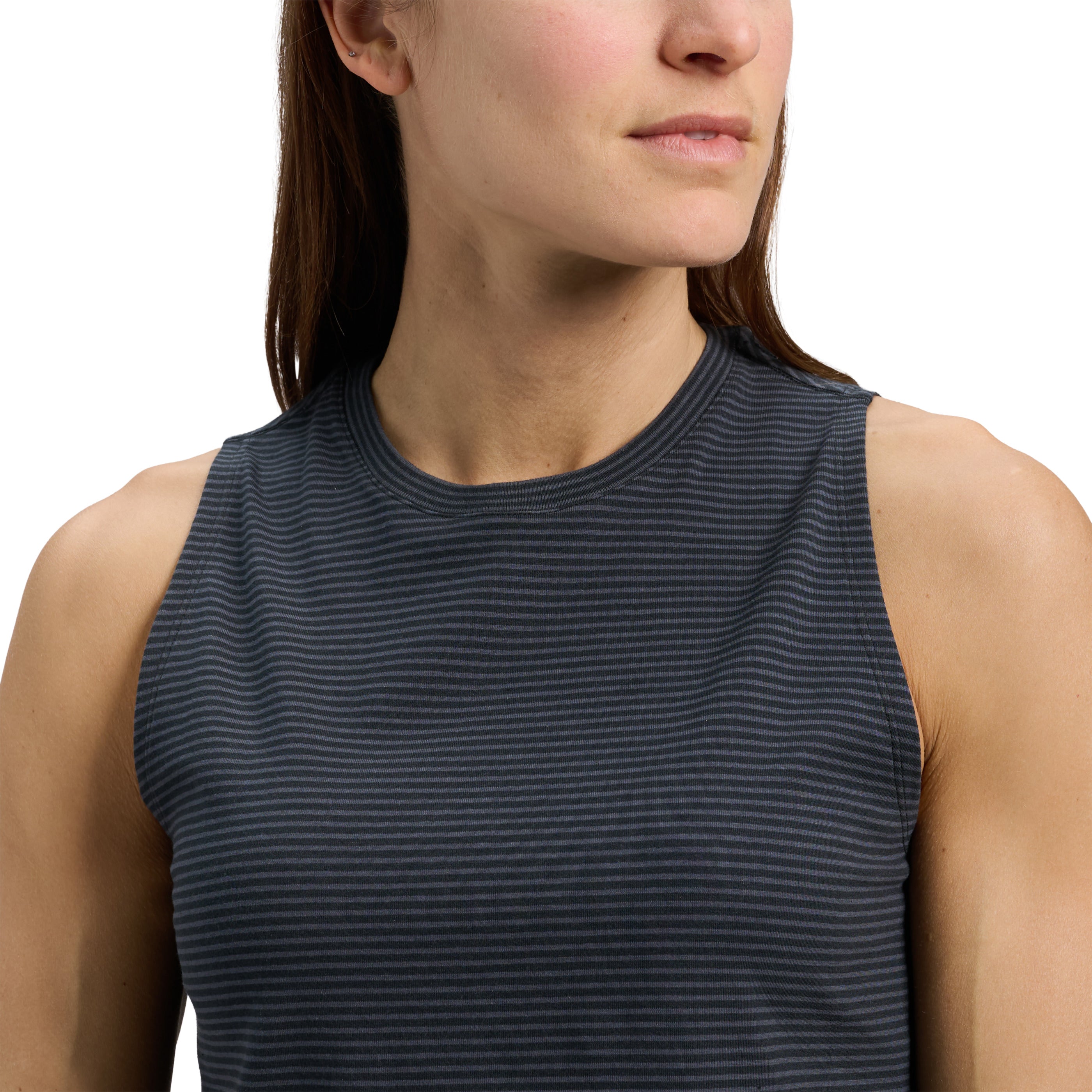 Black-Carbon ~ Model is 5' 8" | Chest 34" | Waist 28" | Size Small/6
